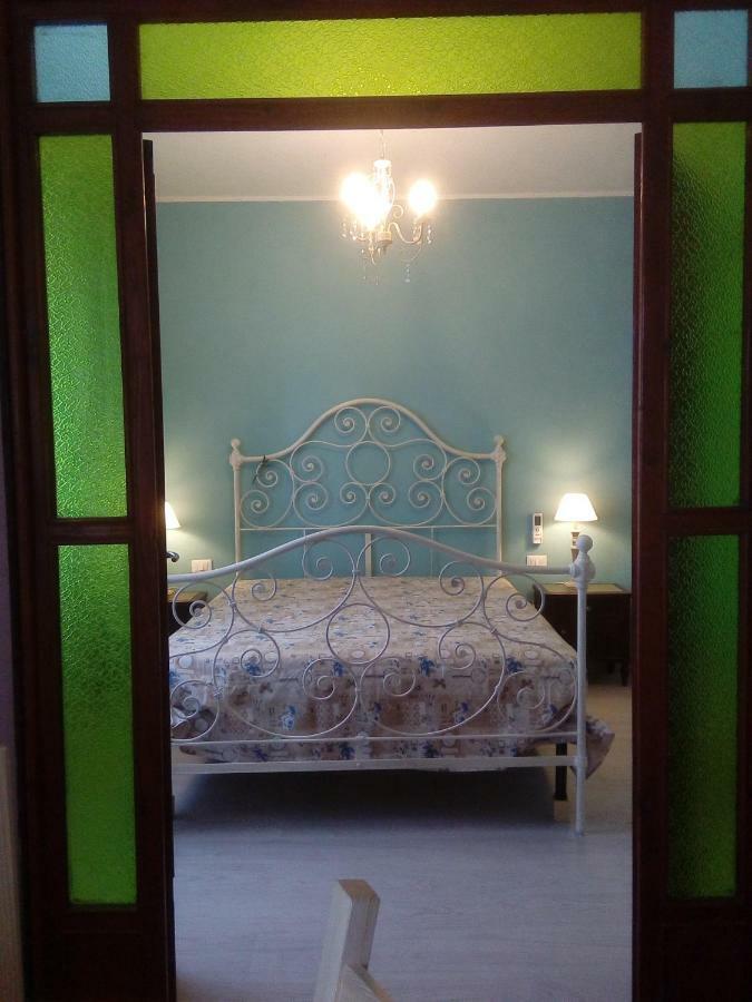 Terre Di Creta...Per Sognare Hotel Pomaia Luaran gambar