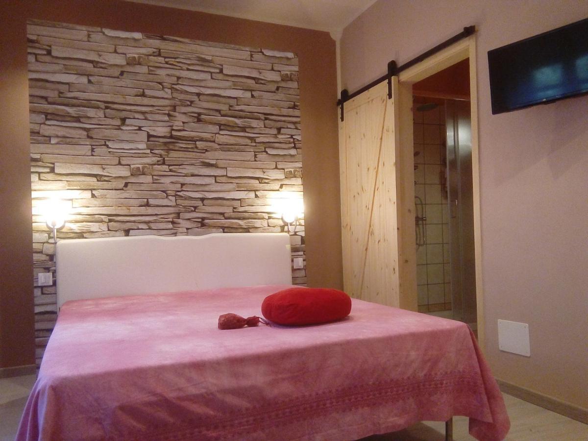 Terre Di Creta...Per Sognare Hotel Pomaia Luaran gambar