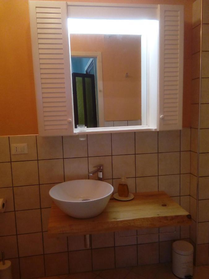 Terre Di Creta...Per Sognare Hotel Pomaia Luaran gambar